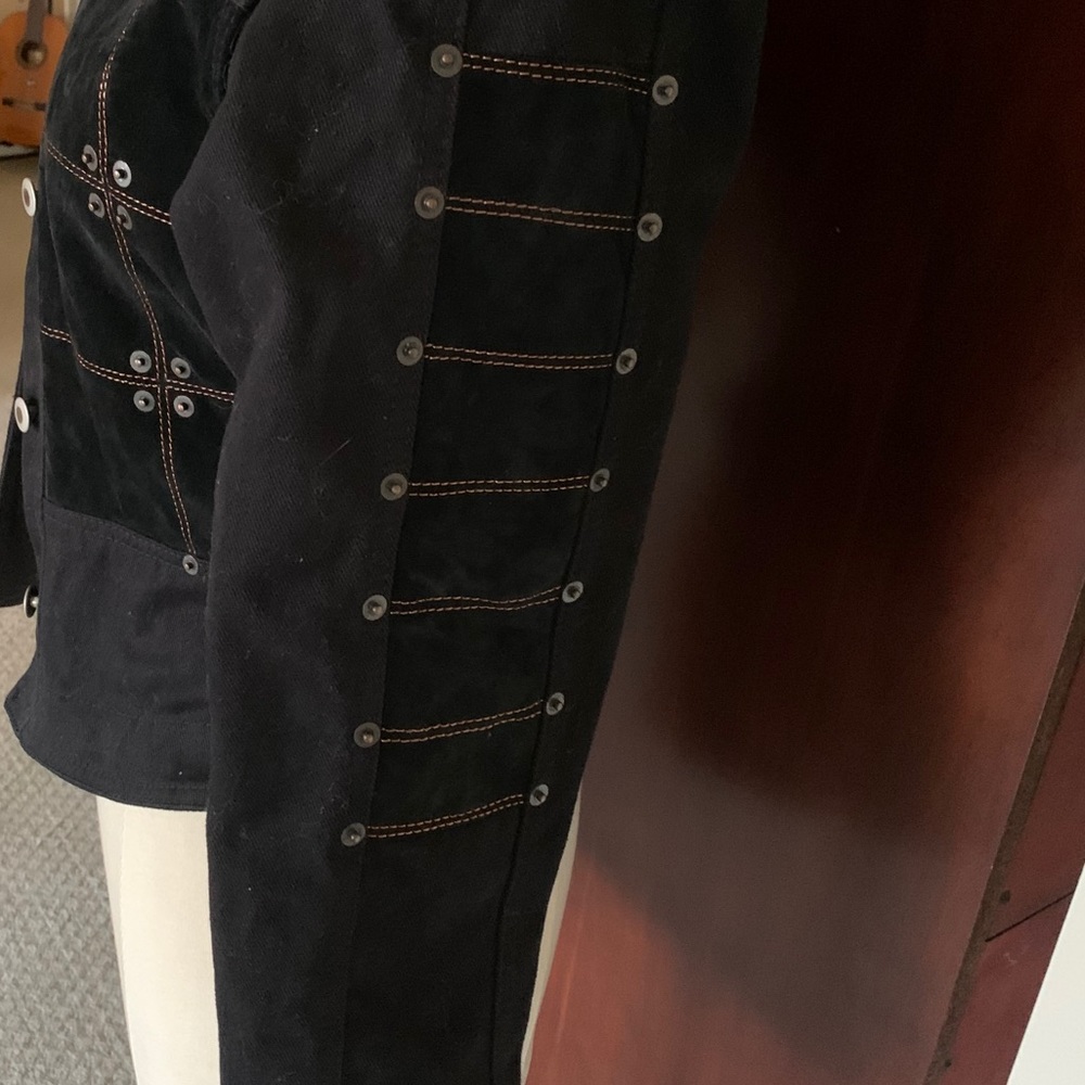 Cache Jacket - image 7